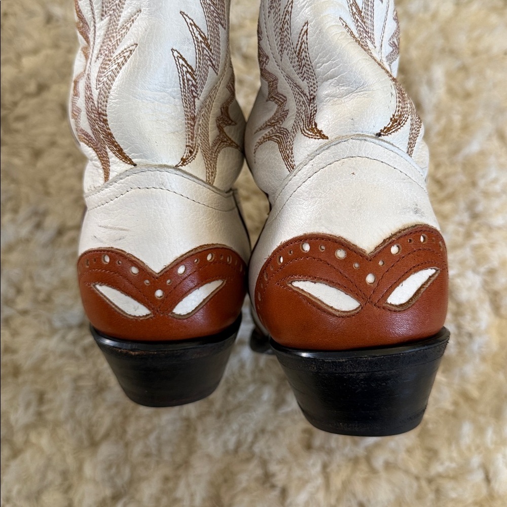 Tony Lama white and brown cowboy boots two toned wing tip vintage collectors 8 - Picture 8 of 17